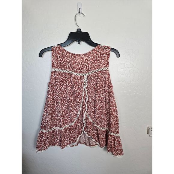Meave crop overlay red flower top size xs - Picture 3 of 6